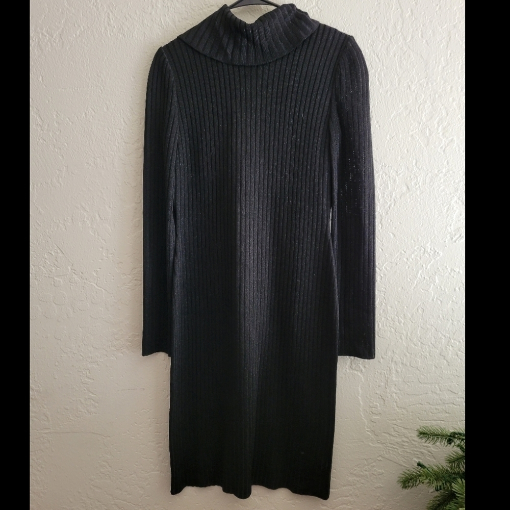 St. John Black Shimmer Long Sleeve Dress NWT Size 4